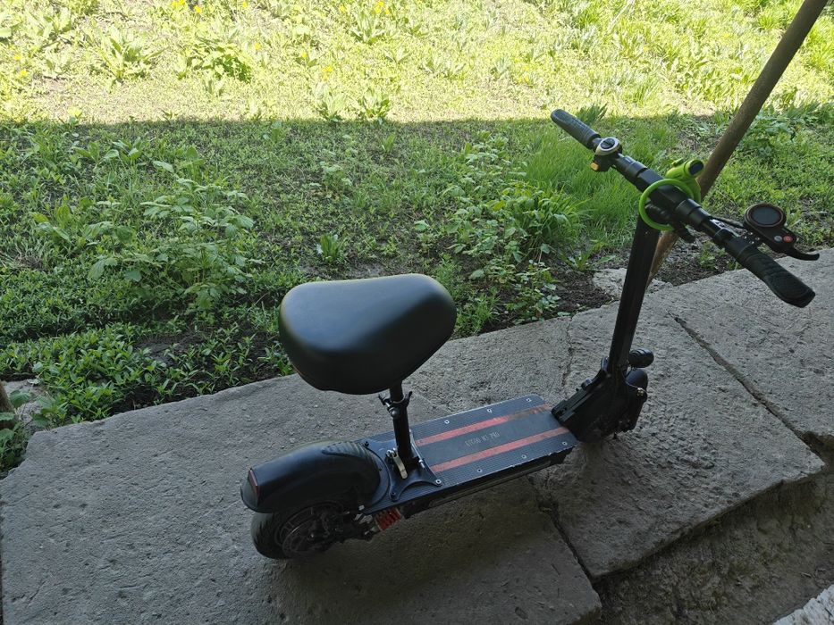 Продаю Электро самокат