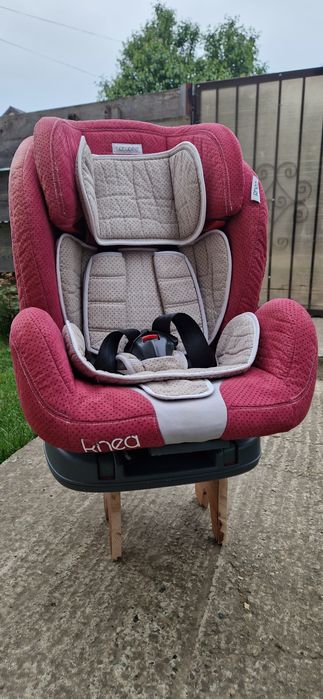 Scaun auto pentru copii Coccolle Rhea  roșu