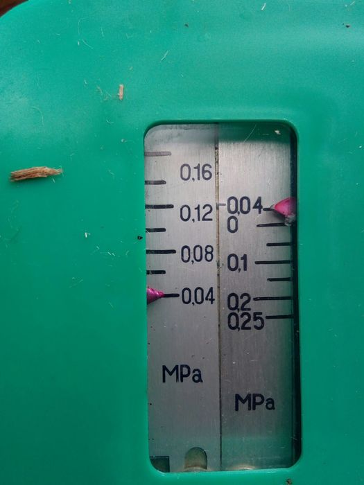 Датчтк-реле давления.