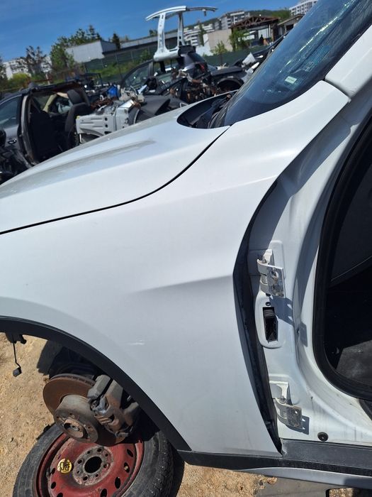 Ляв калник Bmw X1 E84 / Бмв Х1 Е84 2012г.