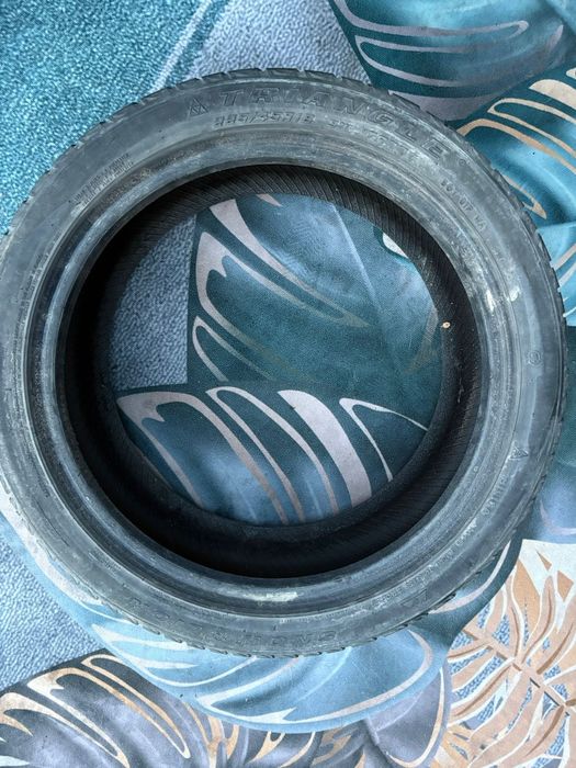 Продам б/у зимнюю резину