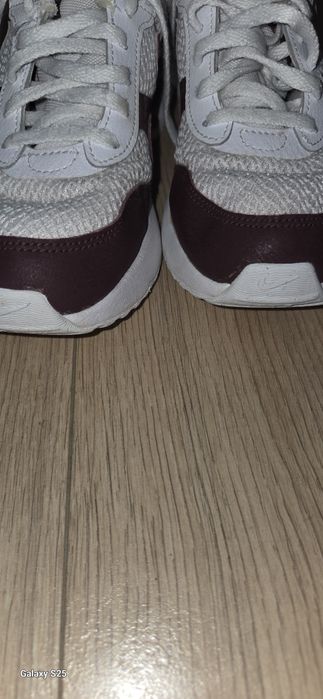 Маратонки Nike air max