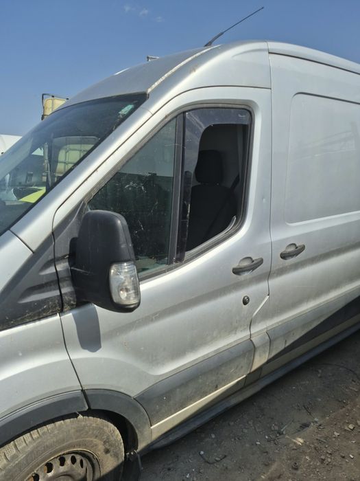 Faruri uși cutie roti aripi bara oglinzi piese ford transit 2.2E5 2015