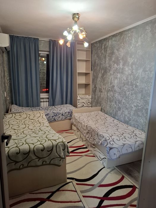 Сдается 2х комнатная в центре города