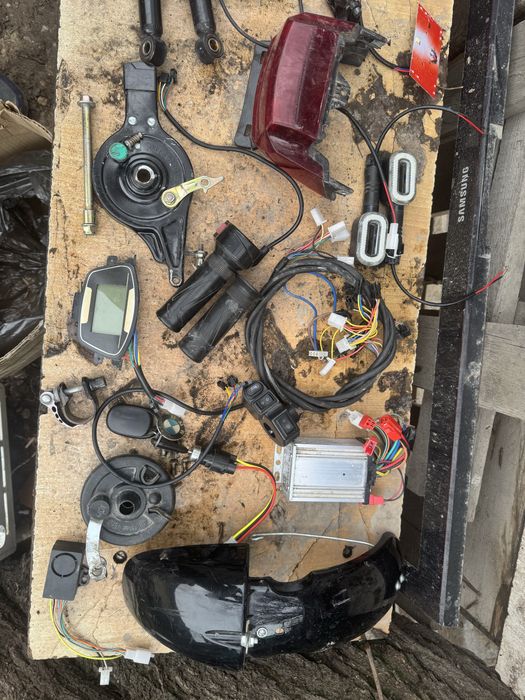 Электроскутер запчасти ск8 б/у