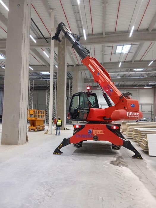 Inchiriez Manitou/Merlo