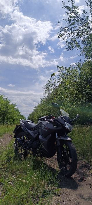 Мотоцикл LIFAN KPR200