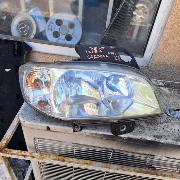 Оригинален фар Seat Arosa   Valeo