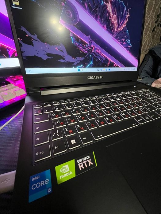 Мощный GIGABYTE RTX3060 + комплект