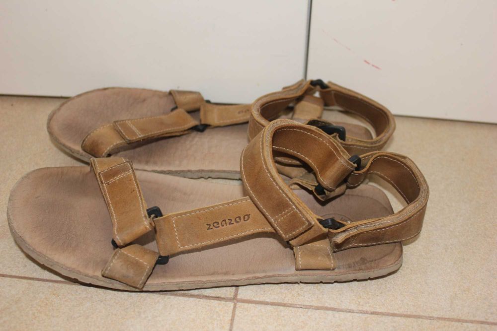 Зизуу сандали Олимп Мъже в бежаво