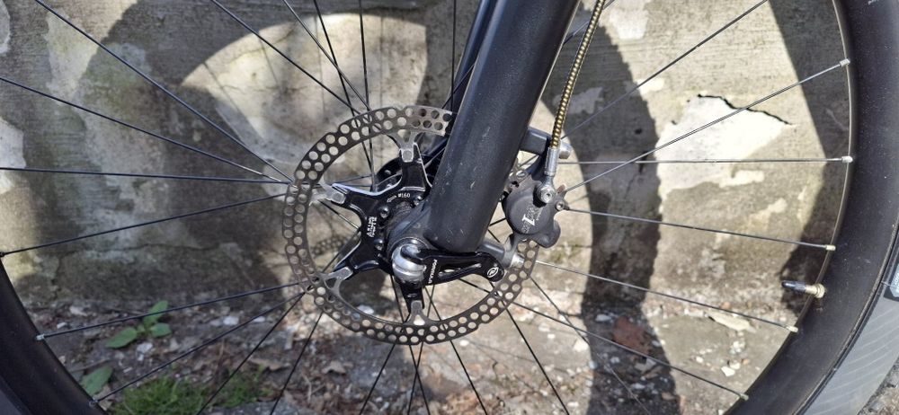 Bicicleta MTB full carbon
