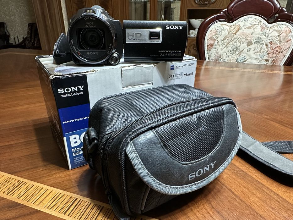 Видеокамера SONY