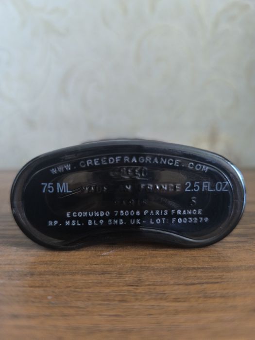 Creed Love in black