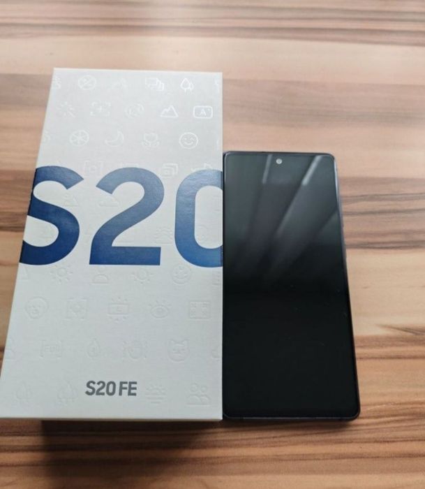 Samsung galaxy S20 FE. 128gb