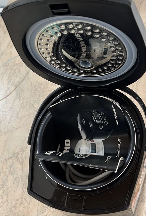 Мультиварка Redmond