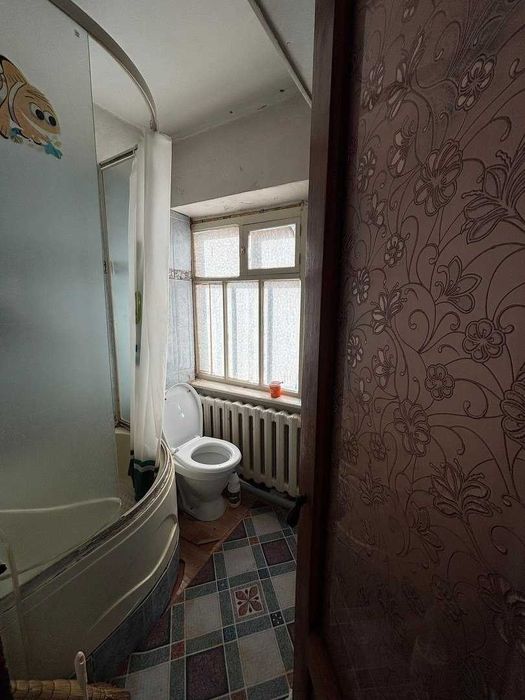 продам1 ком в малосемейном доме