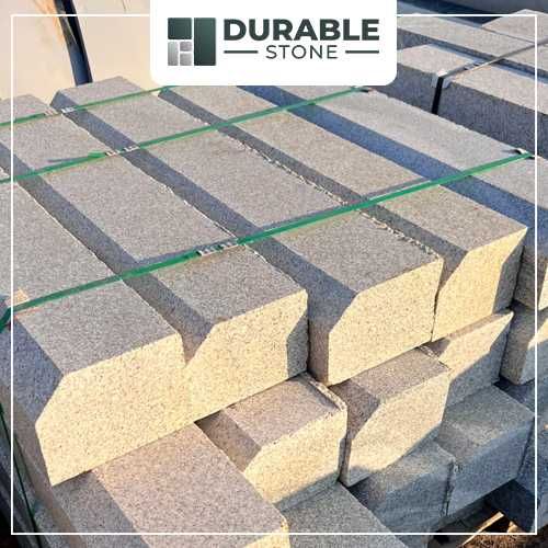 Гранит. Гранитные брусчатки, бардюры, плитки.