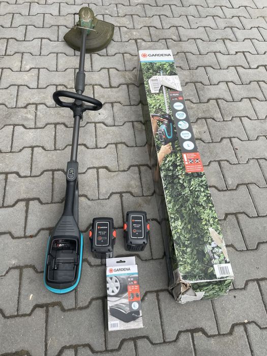 Foarfeca electrica noua+Masina de tuns iarba cu baterii