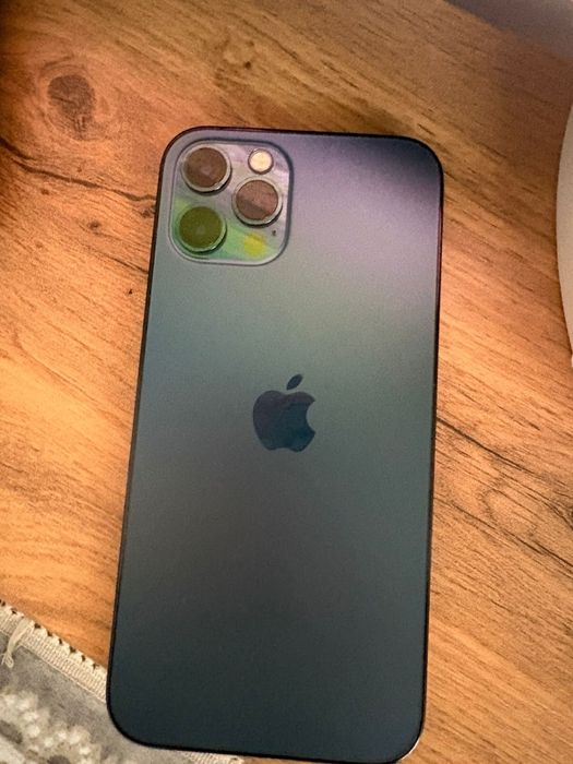 Айфон 12 про идеално