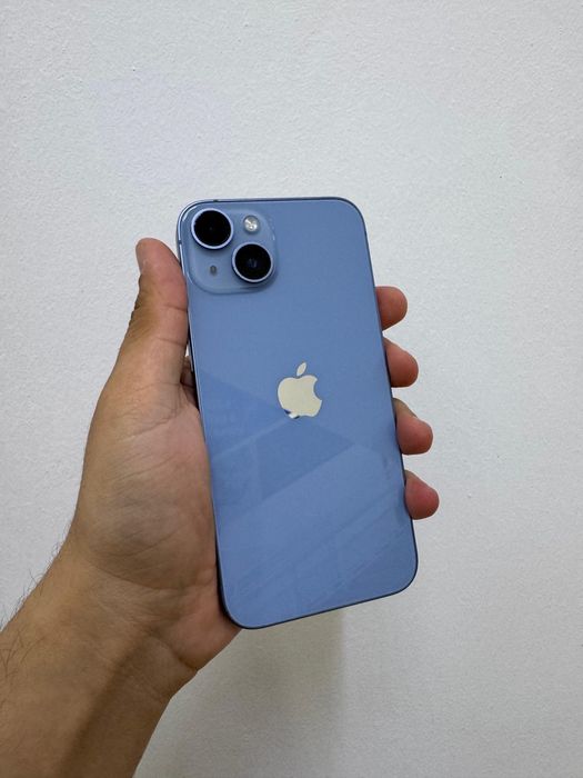 Продам Айфон 14 128