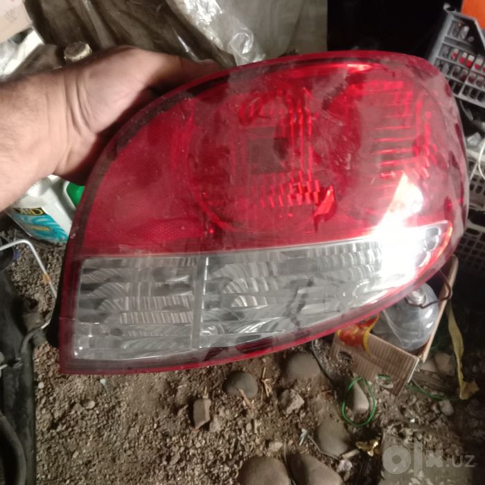 Продам заднюю фару на Матиз