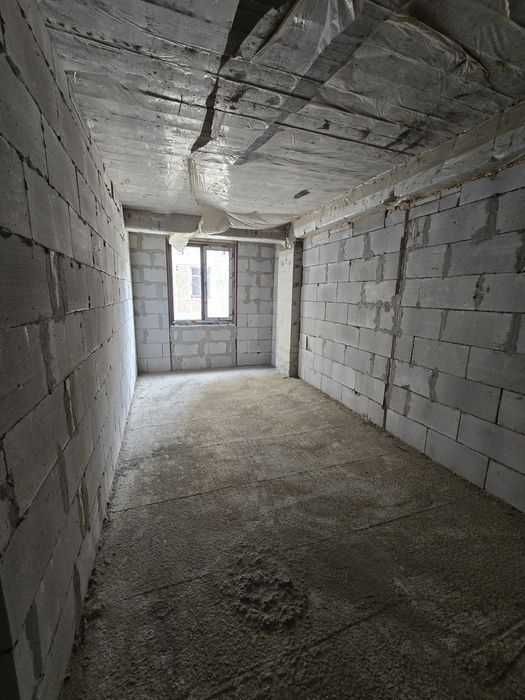 Продаётся 1х комн квартира на 2 этаже Ор-р  7 микрорайон