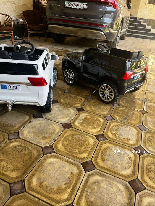 Детский машина Lexus