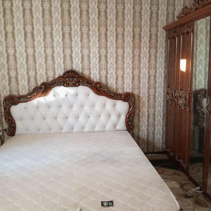 Dvuh Spalni Sotiladi MDF