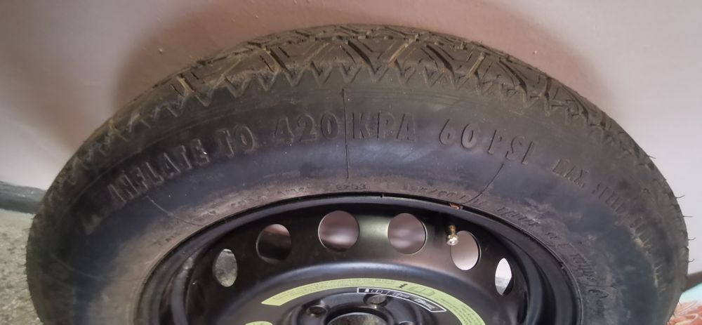 Резервна гума за Мерцедес