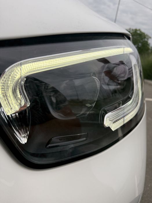 Mercedes-Benz GLC 300 4MATIC | 2020 | 258 CP |