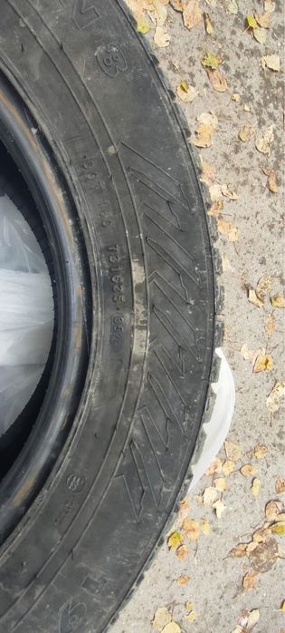Продается шины в отличном состоянии.