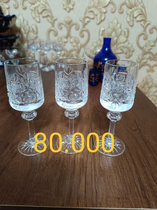 Хрустальные рюмки