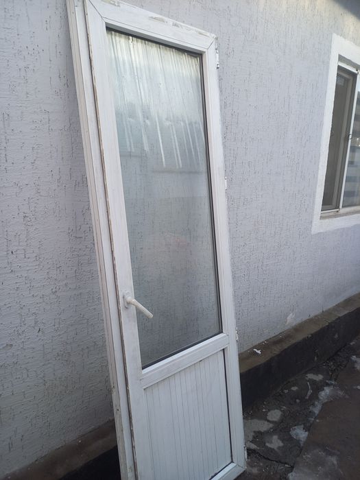 Двери. Окна хорошим состаяние