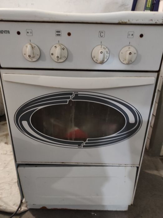 Продам электроплиту в рабочем состоянии