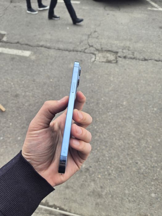 13ProMax srochno sotiladi