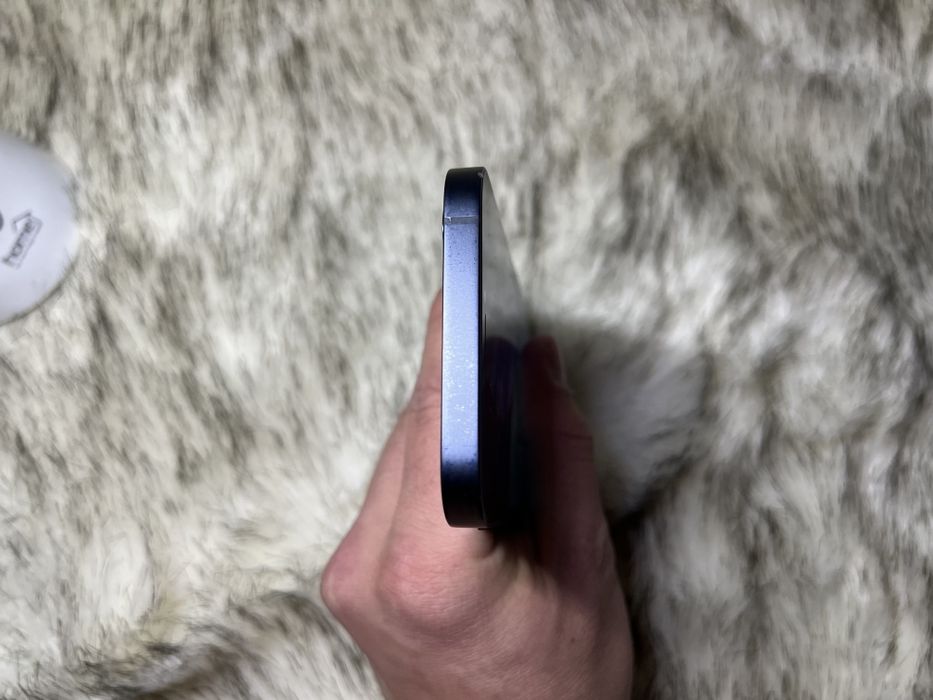 iPhone 12 64GB, bateria schimbata + Apple MagSafe Battery cadou