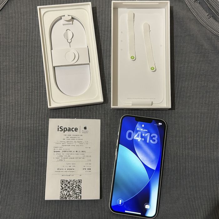 iPhone 16e 128Gb белый