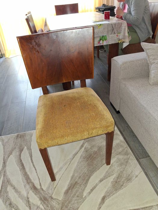 Трапезна маса с 6 стола