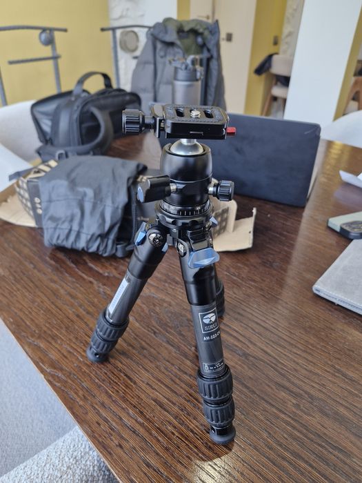 Штатив Sirui AM-223