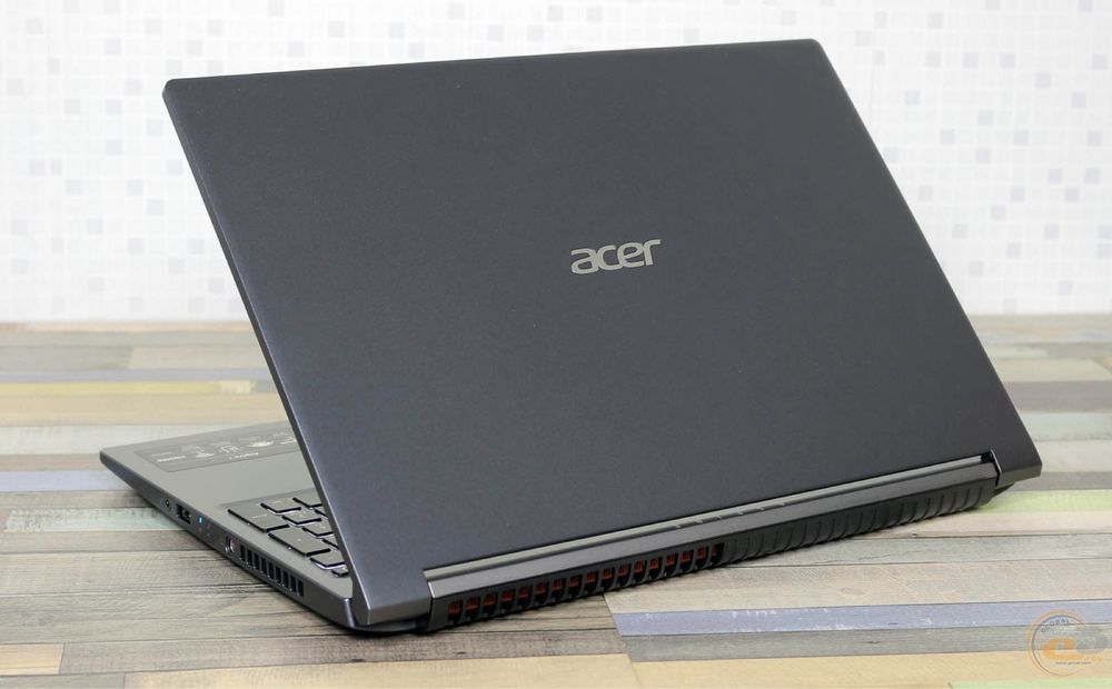 Acer aspire 7, core i7, gtx 1650