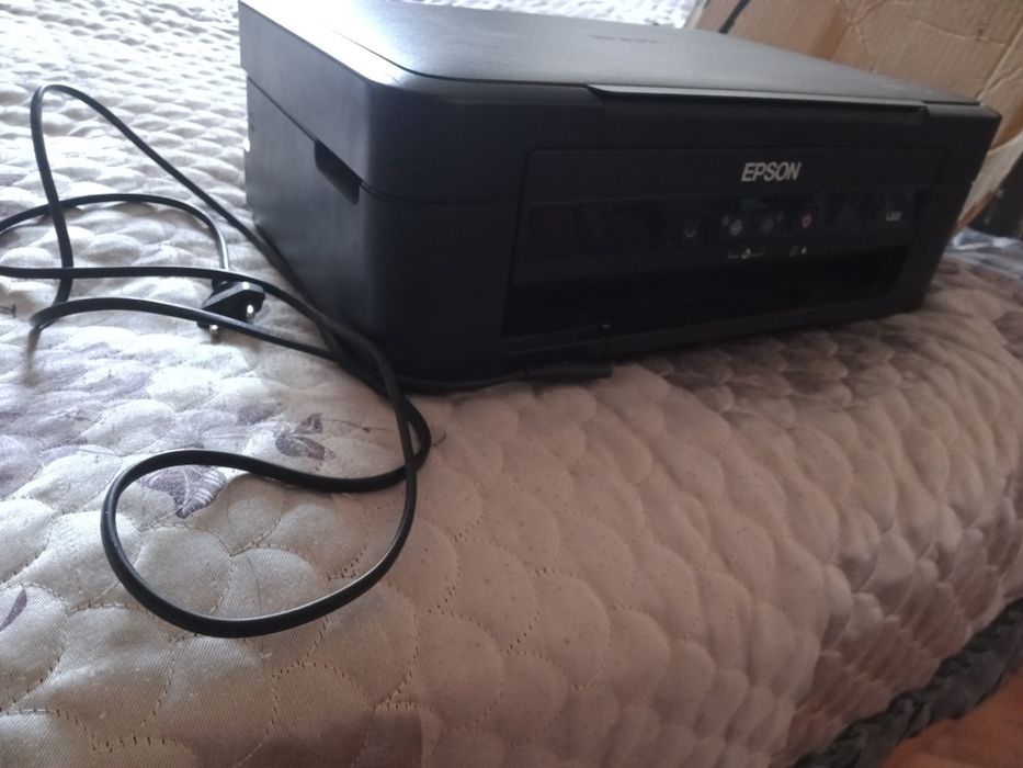 Продам принтер на запчасти