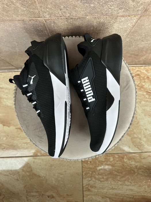 Pantofi  noi Puma  Sport RETALIATE 2,   nr 43!