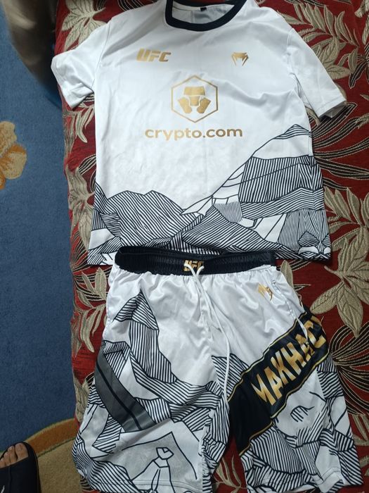 Продам форму/рашгард "Makhachev"