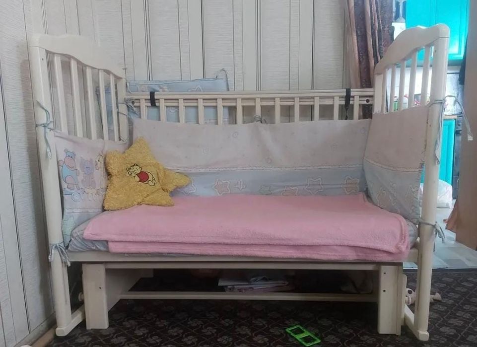 Продам детскую манеж