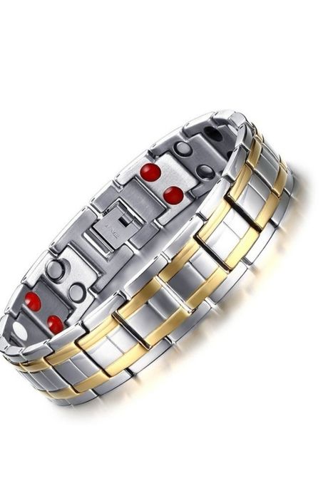 Продается мужской браслет магнит.