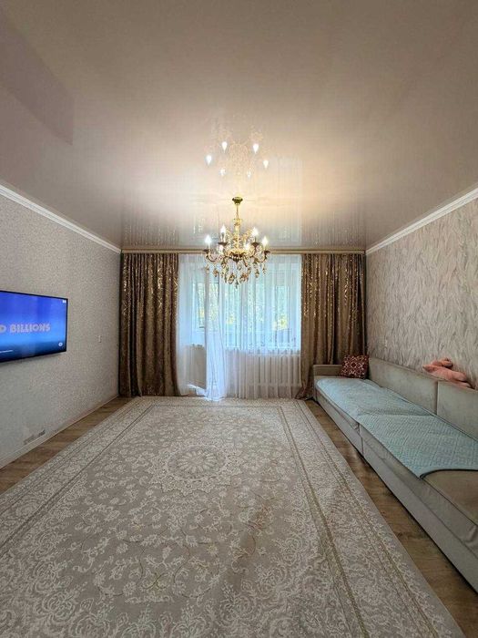 Продам 3-х ком. на Сатпаева 8