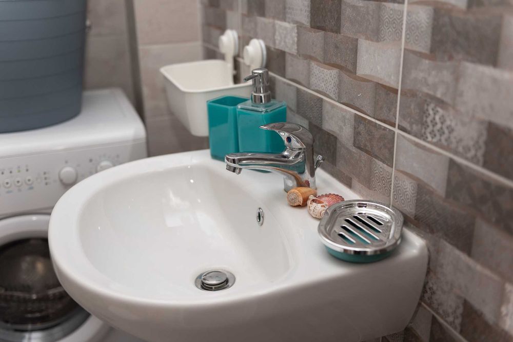 Дава се под наем Двустаен апартамент в Варна, Окръжна болница - 60 кв.м за 550 € - Снимка #16