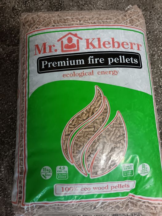 Предлагам всякакви видове пелети 6 мм слънчогледови, дървесни, сламени