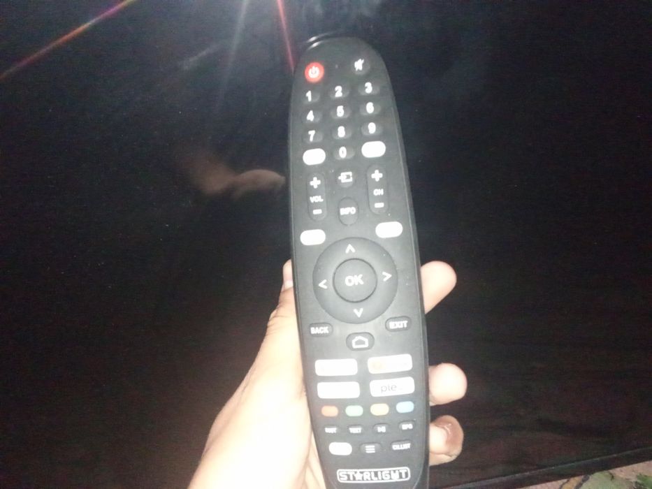 Vând televizor Smart TV