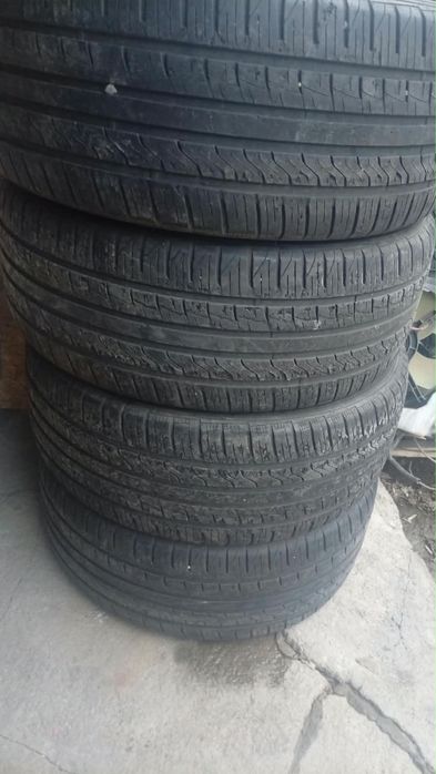 Продам резину Р18